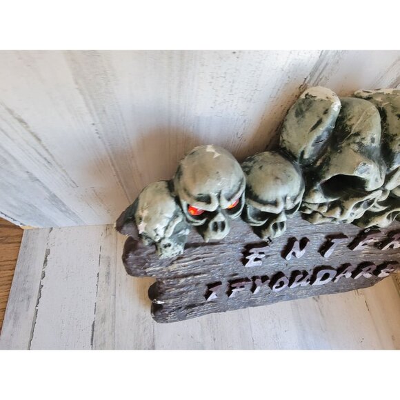 Foam skull AS IS enter if you dare Halloween sign prop home decor - Picture 4 of 13